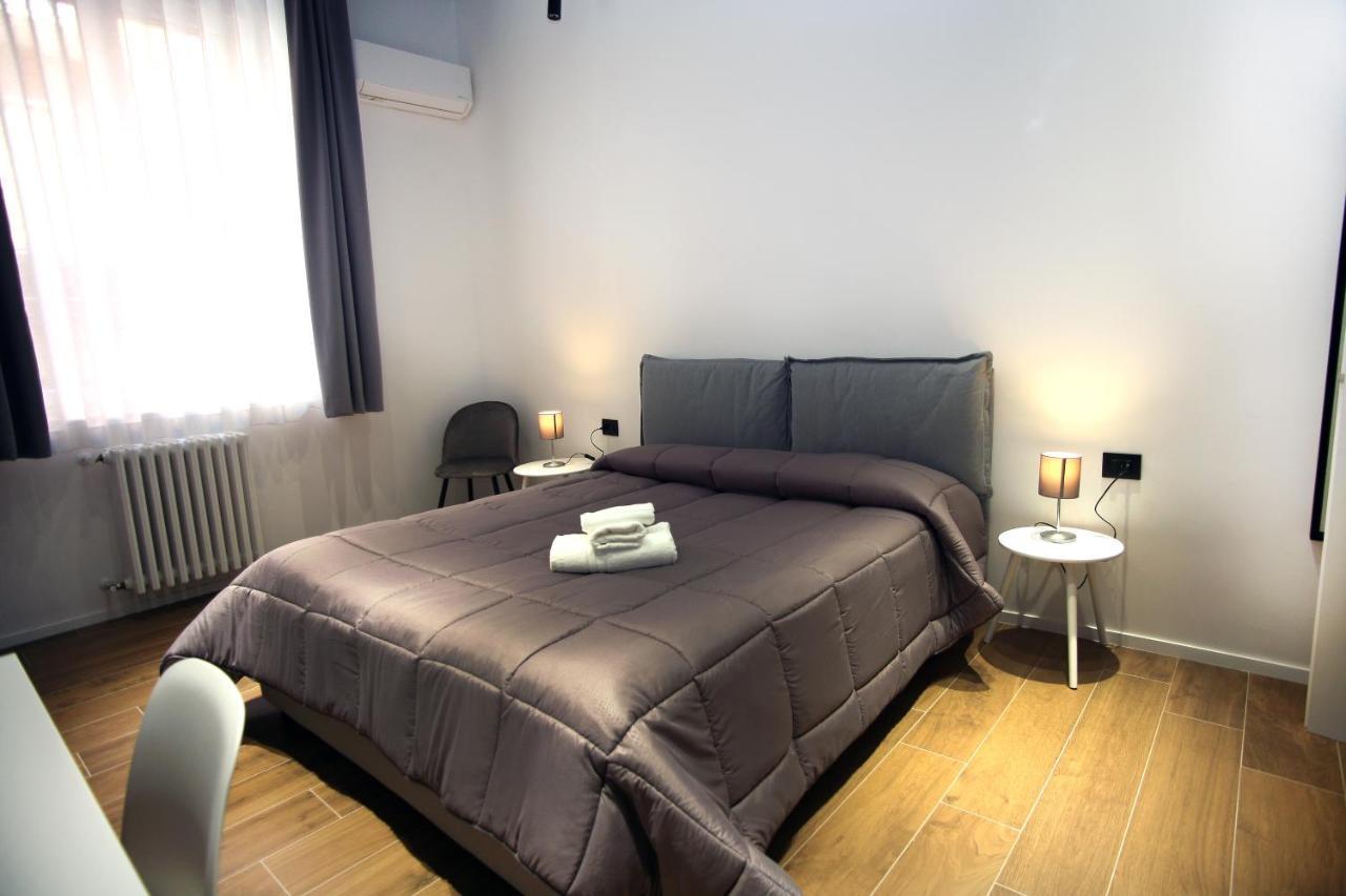 Business Home Via Isonzo B&B Foggia Exterior photo